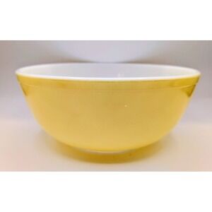 Vintage Pyrex 404 Yellow Mixing Bowl 4 Quart Primary Colors Glass Large 10.5"